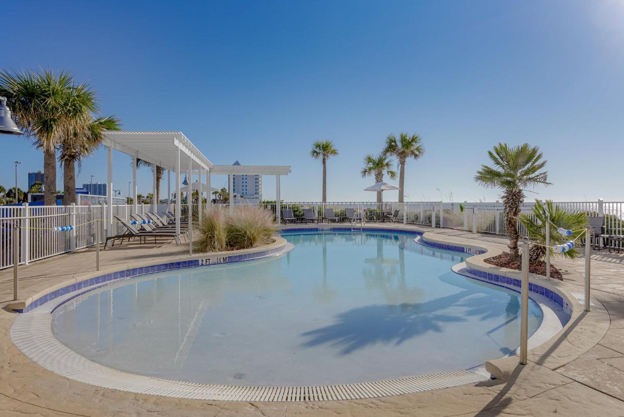 Holiday Inn Express Pensacola Beach By Ihg Ngoại thất bức ảnh